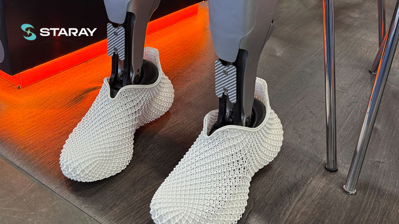 Close-up view of the lattice structure that provides flexibility and support in STARAY's 3D printed shoes
