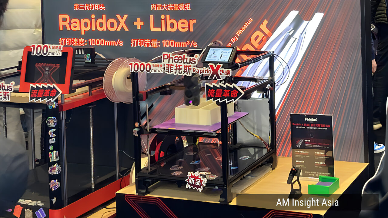 Phaetus Rapido X hotend and the collaboration display: Voron 1.9 by XiaYe × Rapido X, targeting 1,000mm/s.