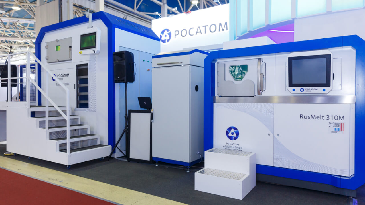 Rosatom's RusMelt metal 3D printers on display, with the RusMelt 310M at right | Photo: Rosatom