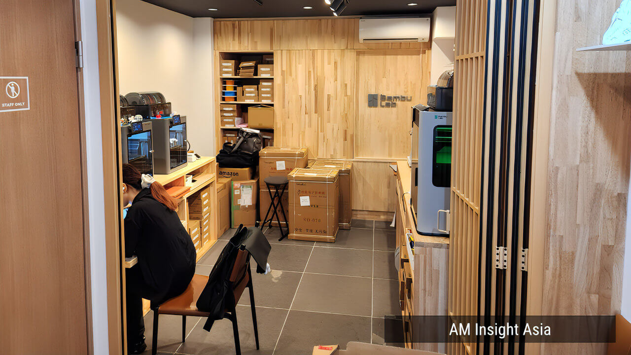 The workspace in the back, where the printers are set up | Photo: AM Insight Asia
