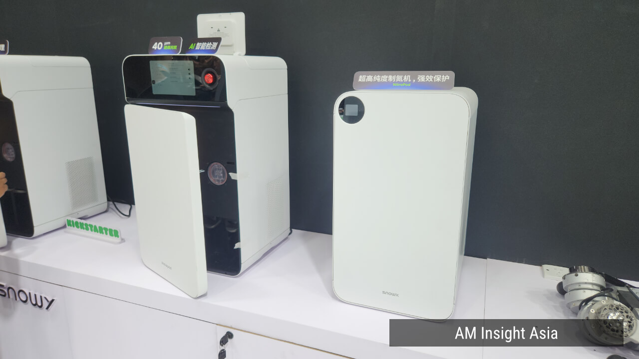 SnowPod (left) with its companion nitrogen generator, NitroPod (right). | Photo: AM Insight Asia