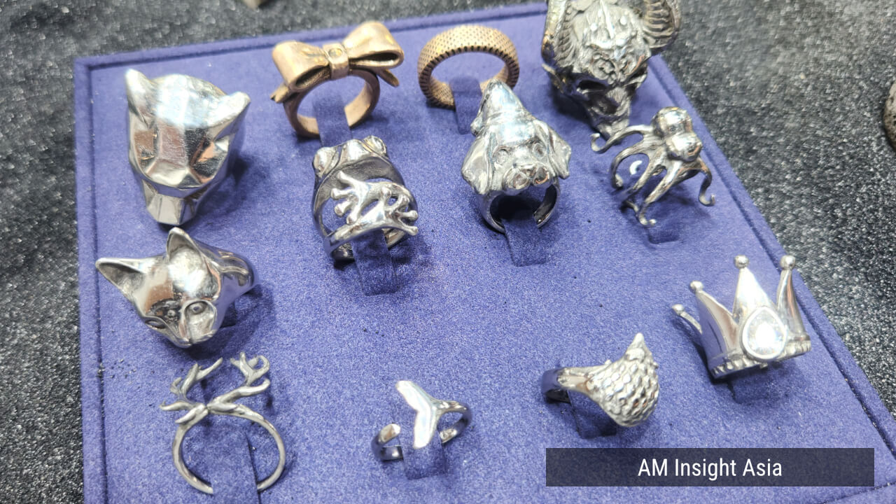 Rings on display at the SnowX booth. | Photo: AM Insight Asia